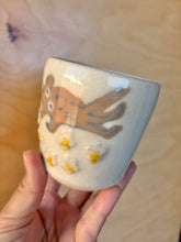 Load image into Gallery viewer, Running Rat Cup
